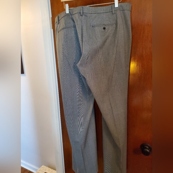 NWT 20R Grey Plaid Gap Wide Leg Trouser - Picture 8 of 10